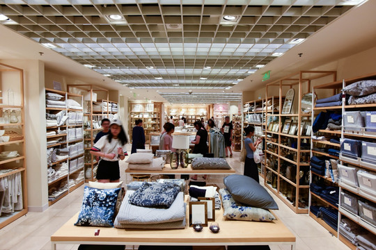 家居用品专卖店 一站式打造理想生活的空间
